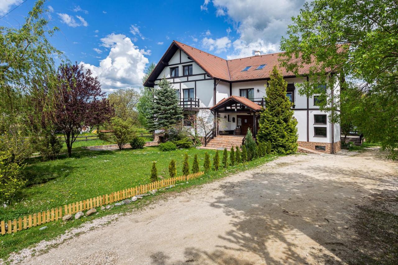 Pensiunea Muntele Rece Bran  Buitenkant foto